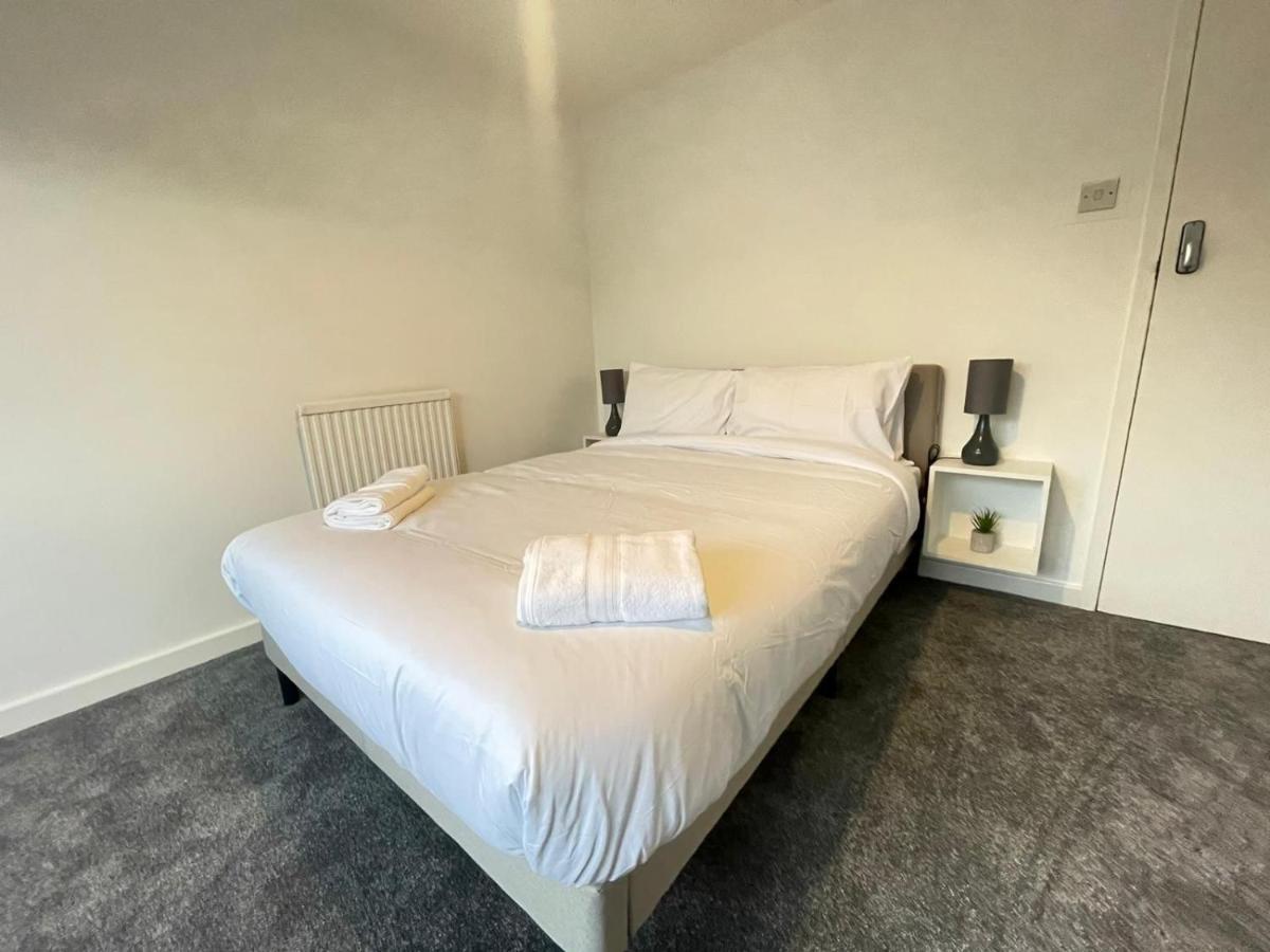 Spacious Bedroom In Beckton Londres Exterior foto